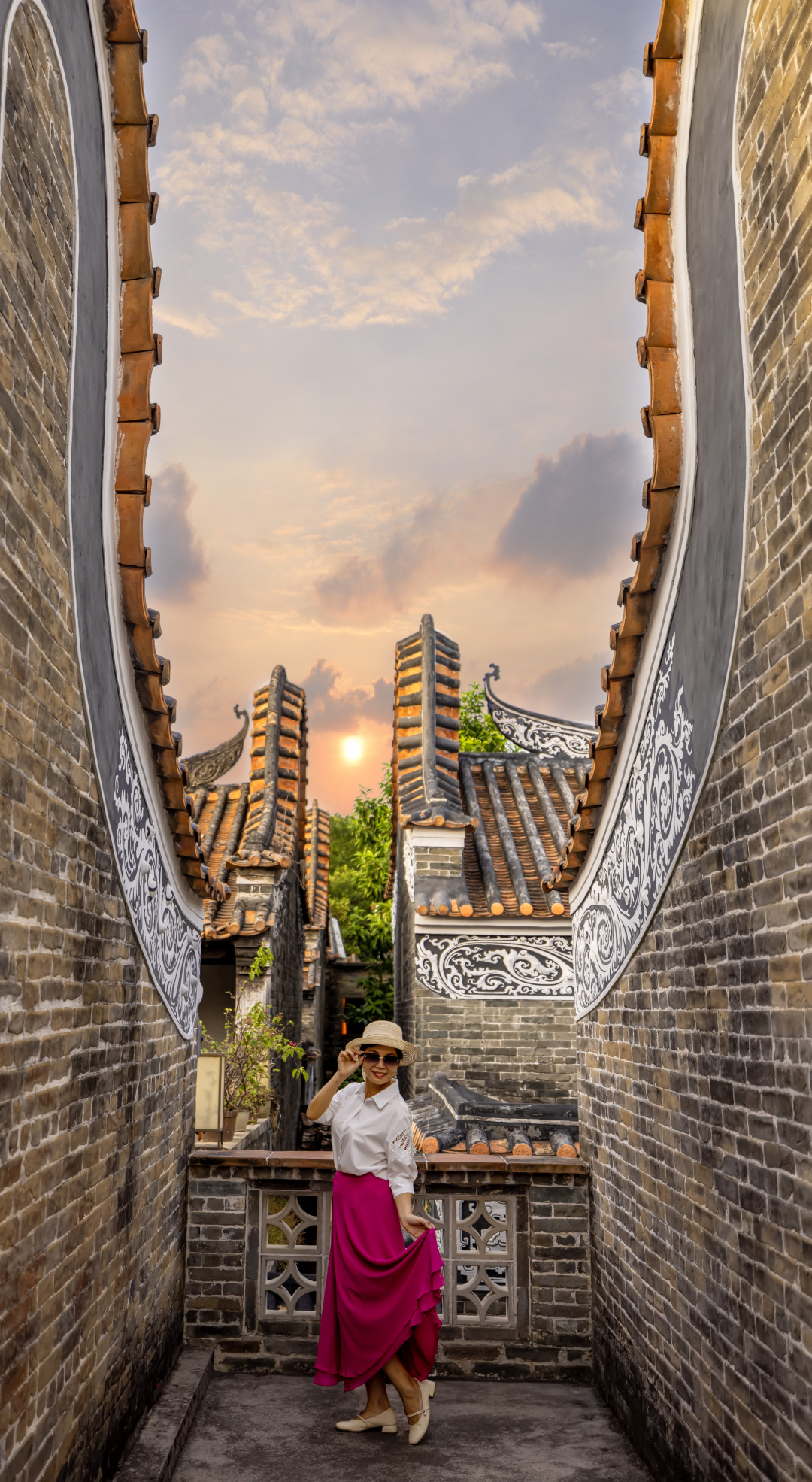 《上镜》邓炳新.jpg 《上镜》邓炳新.jpg