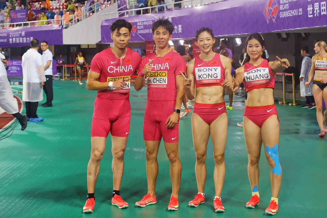 8d42a5f4eb706707c05952927a195af.jpg 8d42a5f4eb706707c05952927a195af.jpg