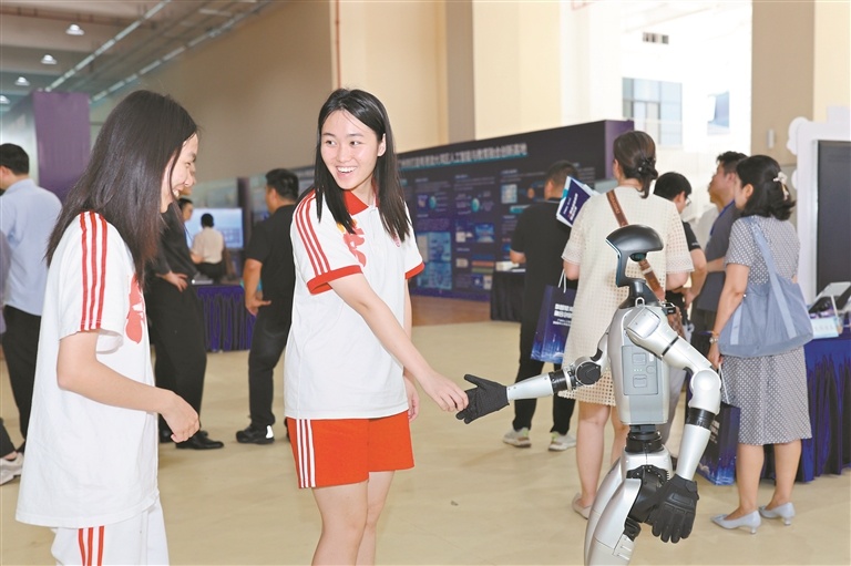 13831556_huangwx_1747314530785_s