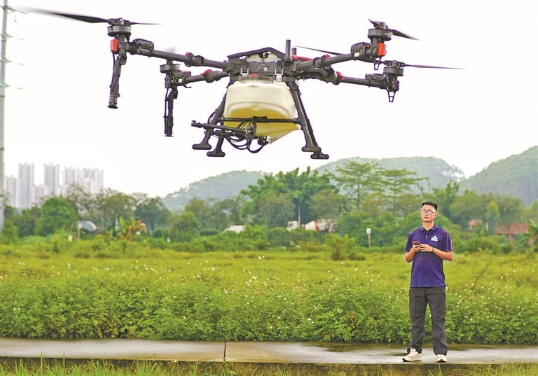 13894241_zhanghl_1748349263755_s