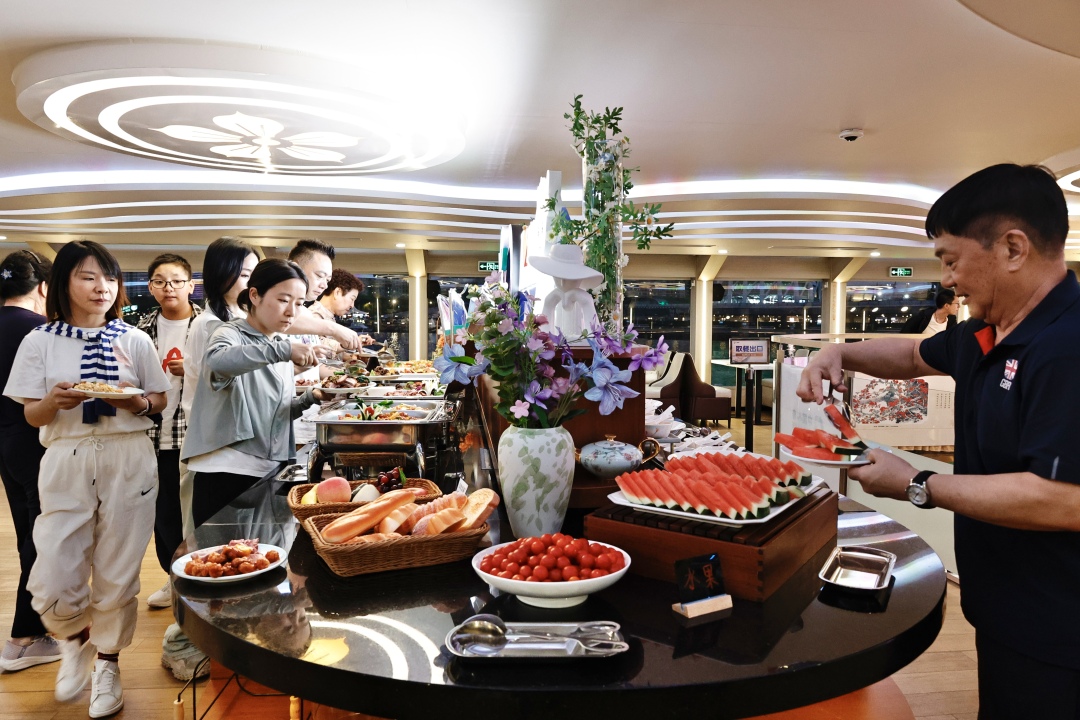 图集 _ 夜景璀璨入眼,来广州珠江-FZ100413901544.jpg 图集 _ 夜景璀璨入眼,来广州珠江-FZ100413901544.jpg