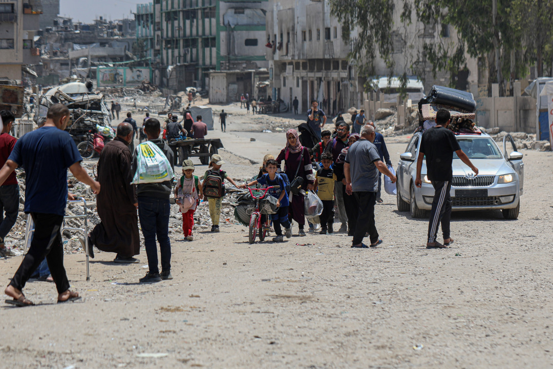 Rizek Abdeljawad-(新华视界)(7)加沙地带:逃离家园-NEP1_20250601_C00413916536