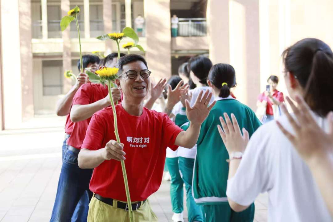 9d57068e62f9da7601fd3f104afe655.jpg 9d57068e62f9da7601fd3f104afe655.jpg