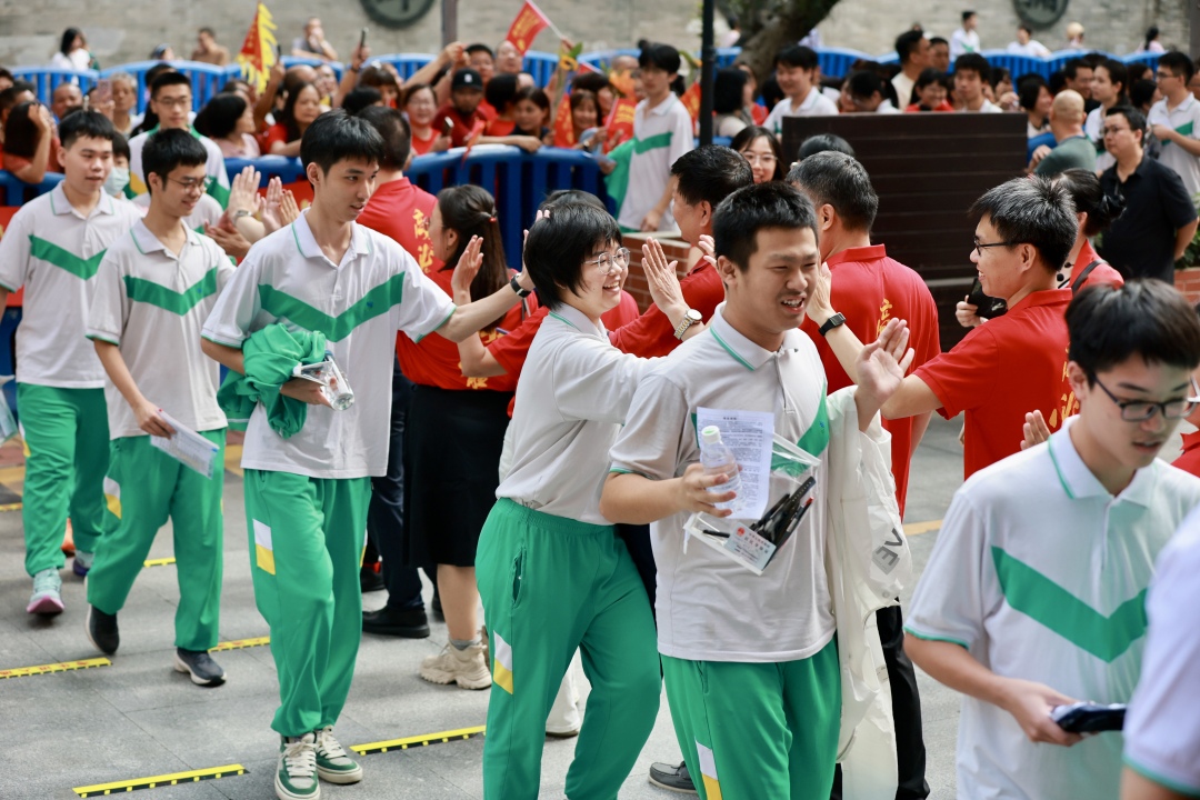 f8d7fdd0c6b9247704618d9aca34410.jpg f8d7fdd0c6b9247704618d9aca34410.jpg