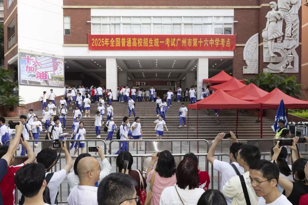 dbe95a3f8ad8ee888689de81bf464217.jpg dbe95a3f8ad8ee888689de81bf464217.jpg