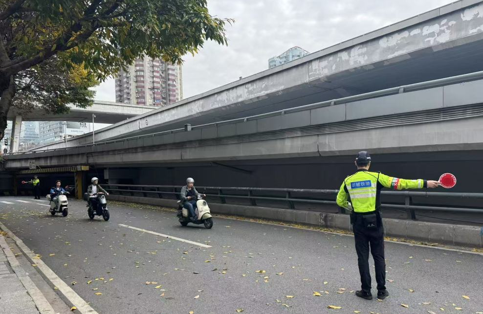 a01b89d787534077917d5c659fdf4708.jpg a01b89d787534077917d5c659fdf4708.jpg