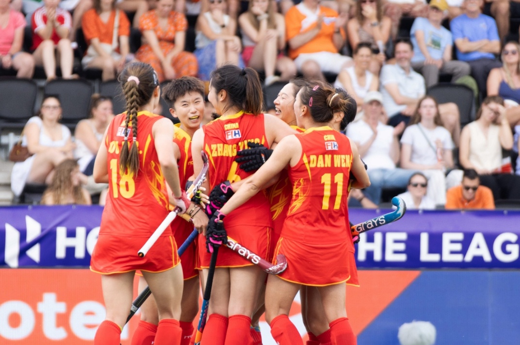 中国女曲亮相世界大赛。