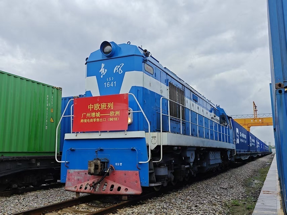 41dbaa667b064a4fbe8f029876631649