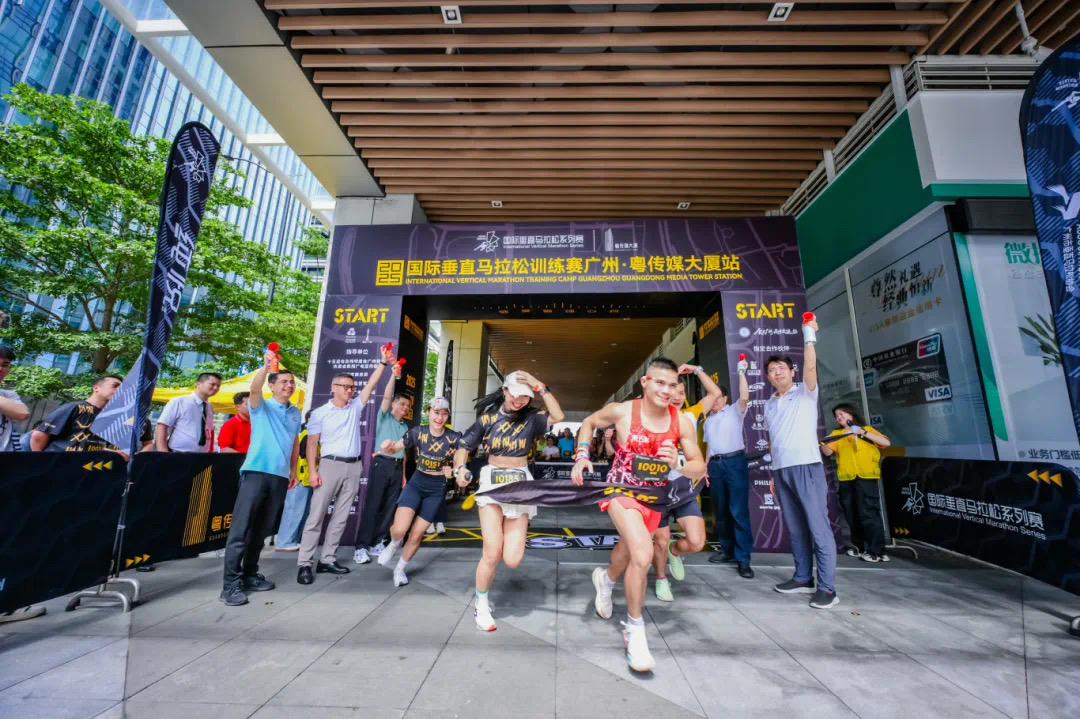 55e8860afdef43e39df65fa46b52814a