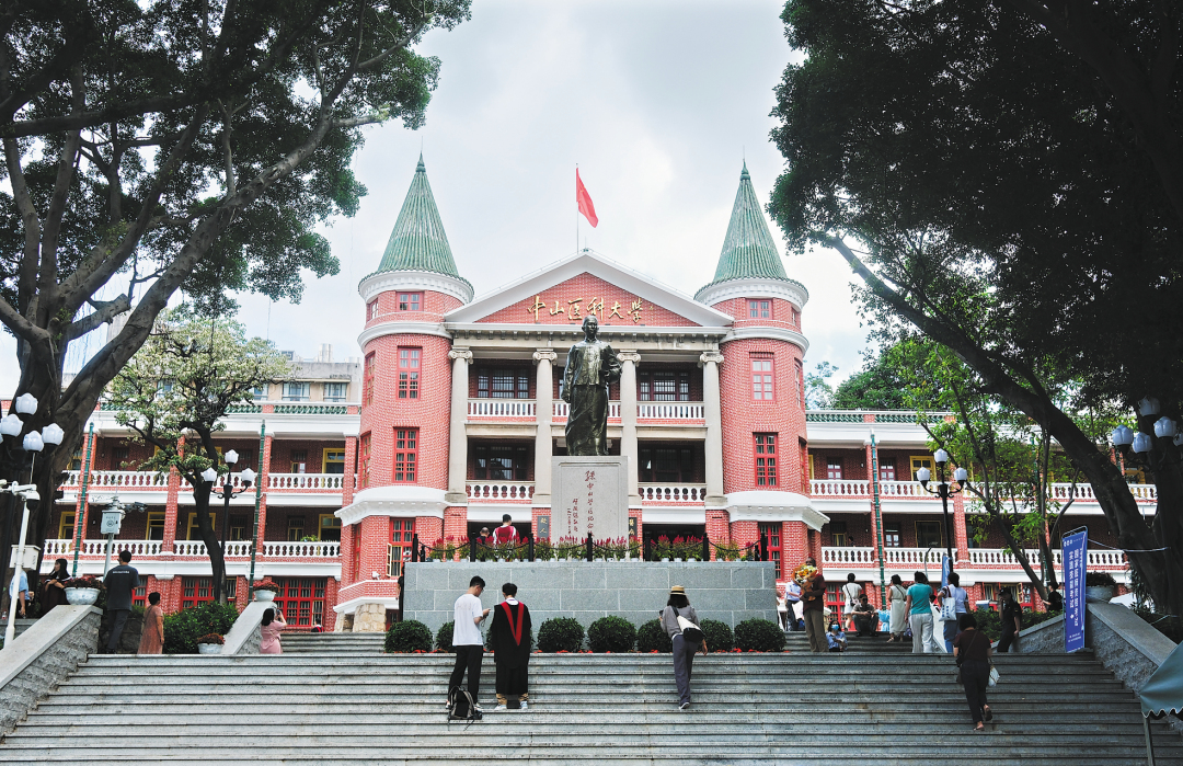 中山医科大学 庄小龙摄-FZ102814019888.jpg