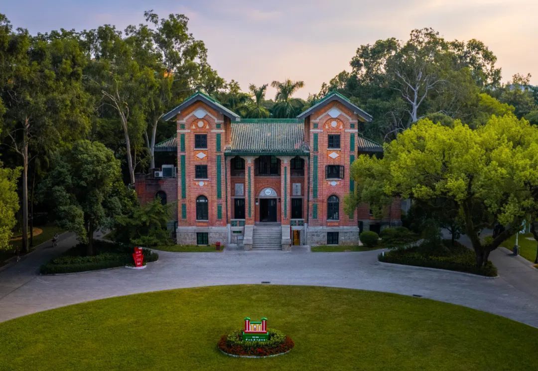 4ce605486dca435da14c15b54706be79