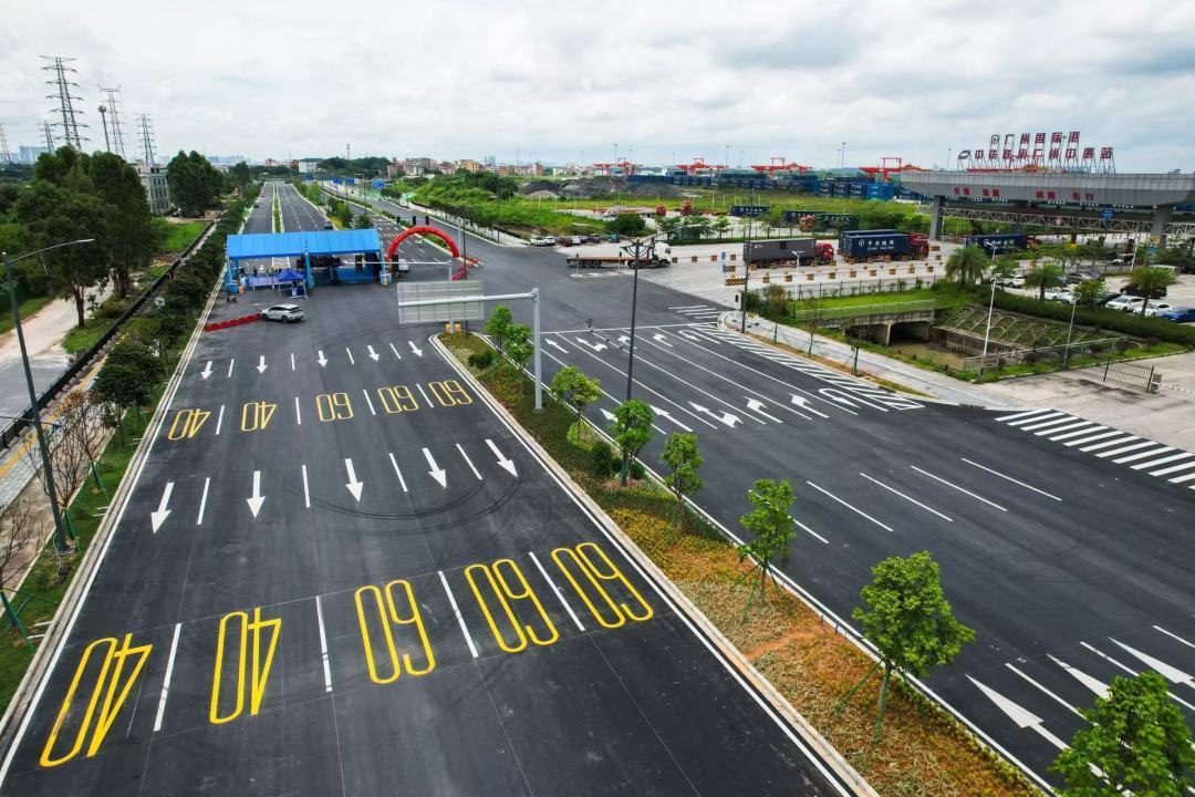 fc15c857b6b54c45ba9f3e4ed40aa911