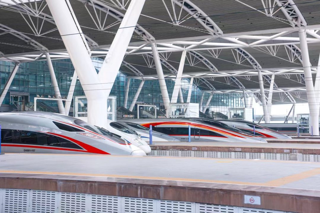 苏俊杰-端午假期广铁预计发送旅客逾1000万人次-NEP1_20240602_C00412070728