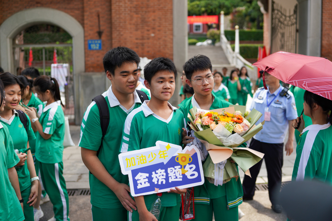 dc3b230539b760ff1e36835af45b15b.jpg dc3b230539b760ff1e36835af45b15b.jpg