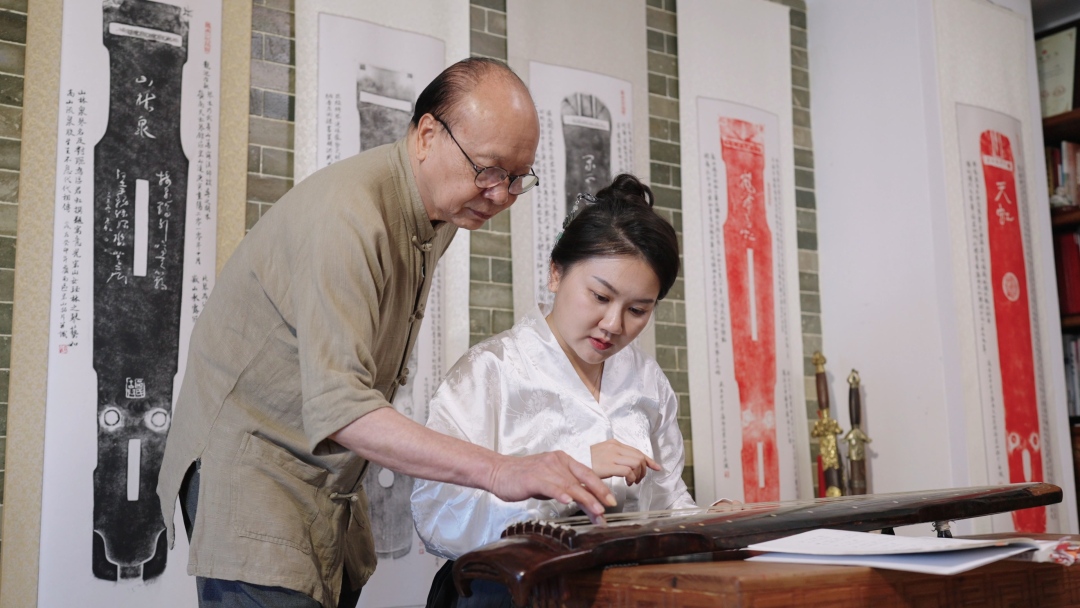 麦蔼文-微信图片_20250523153936-FZ100414067635.jpg 麦蔼文-微信图片_20250523153936-FZ100414067635.jpg