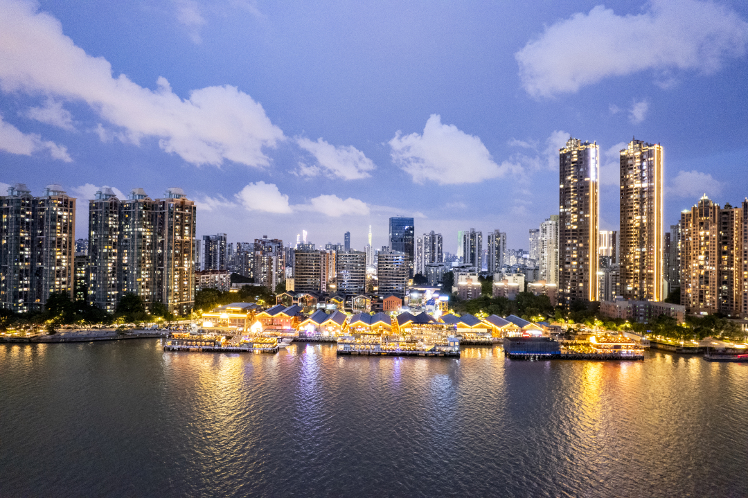 庄小龙-图集|太古仓码头夜色迷人-FZ100414067726.jpg 庄小龙-图集|太古仓码头夜色迷人-FZ100414067726.jpg