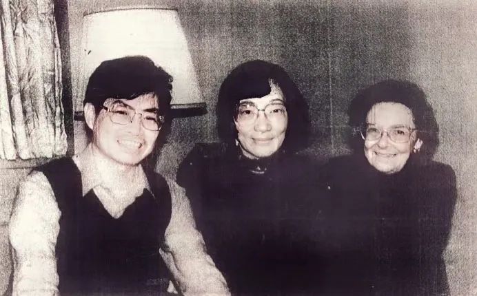 左起:詹忠效、高励华、史文森