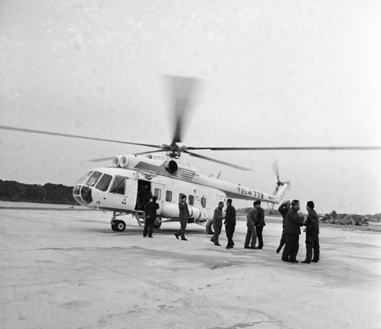 1984年12月广州至珠海直升机通航。