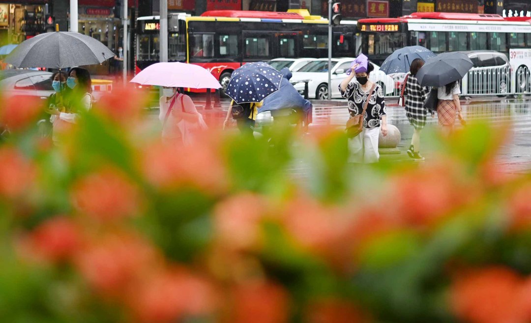 黎旭阳20200513大雨 (16)
