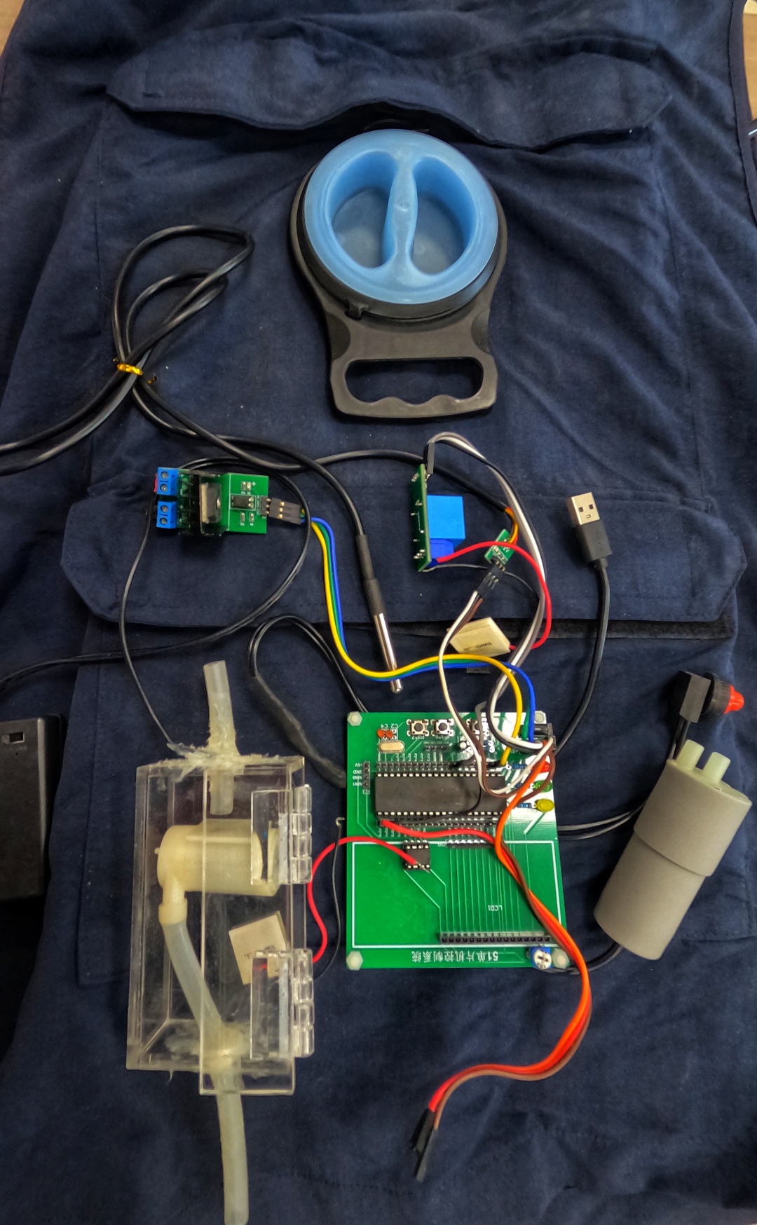 王维宣-科技送清凉 广州有“秘笈”《科技周刊》-FZ100414313920.jpeg 王维宣-科技送清凉 广州有“秘笈”《科技周刊》-FZ100414313920.jpeg