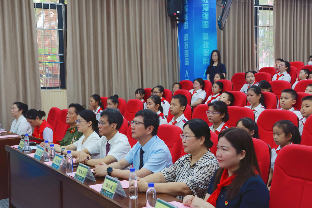 e29a04584554a31f225eab7f64ae430.jpg e29a04584554a31f225eab7f64ae430.jpg