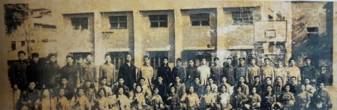 1959年广州日报民兵连。旧照翻拍