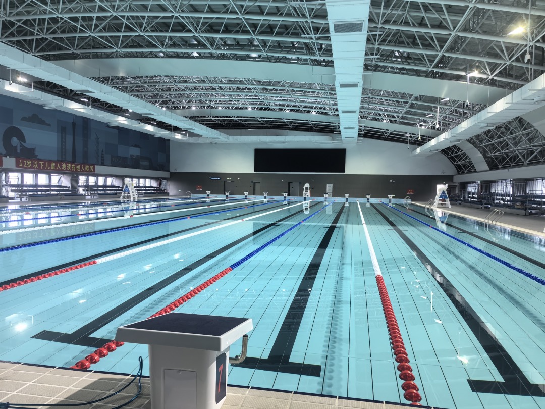 海珠游泳馆七楼标准恒温池