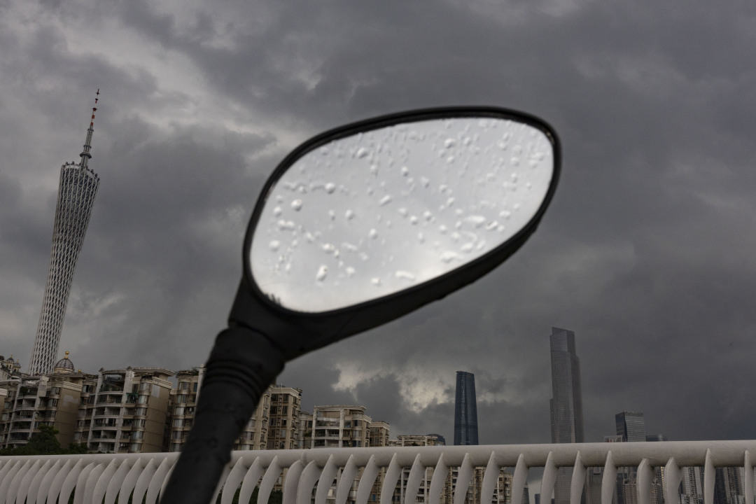 陈忧子20250506晴天与雷雨交织 (7)