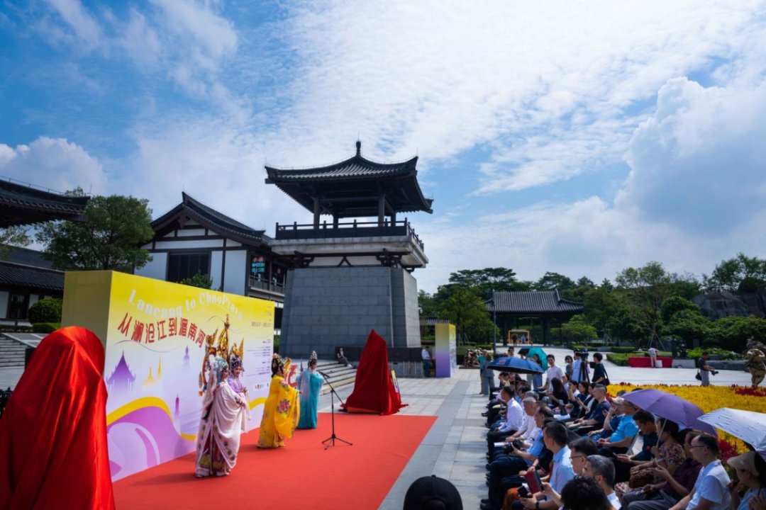 7422bb303m2aa0a7c777d747776a014a