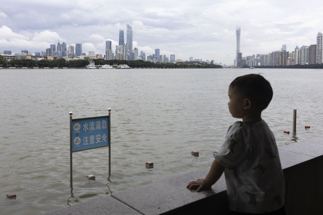 陈忧子20250613台风蝴蝶甩水 (9)