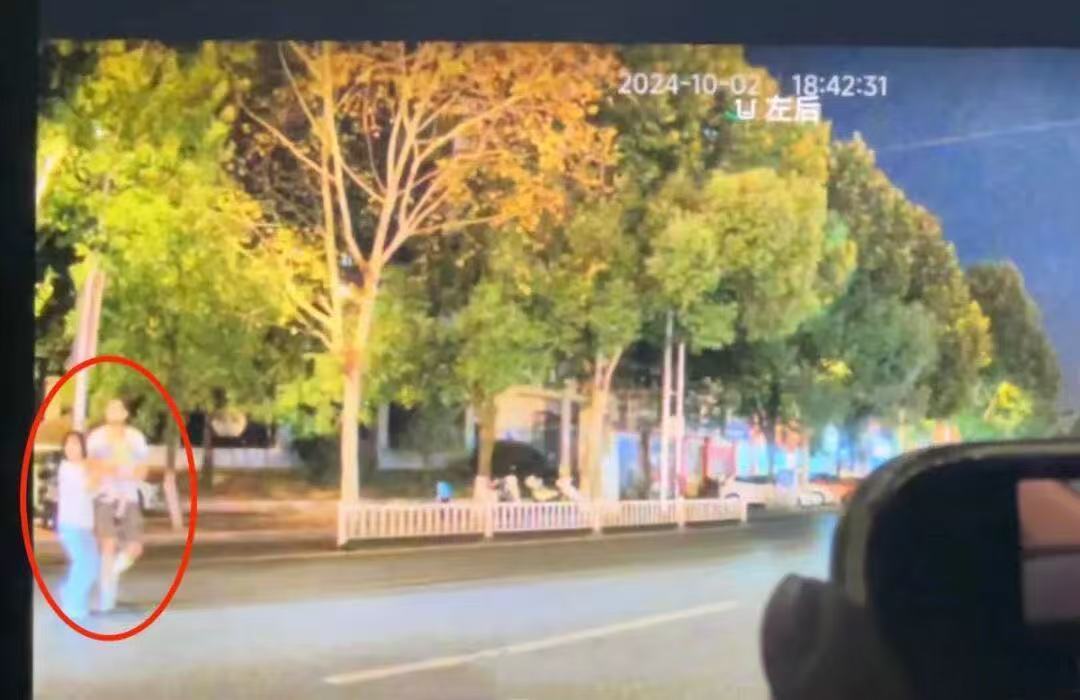 7e46651e730895812e405a61ad5a5676