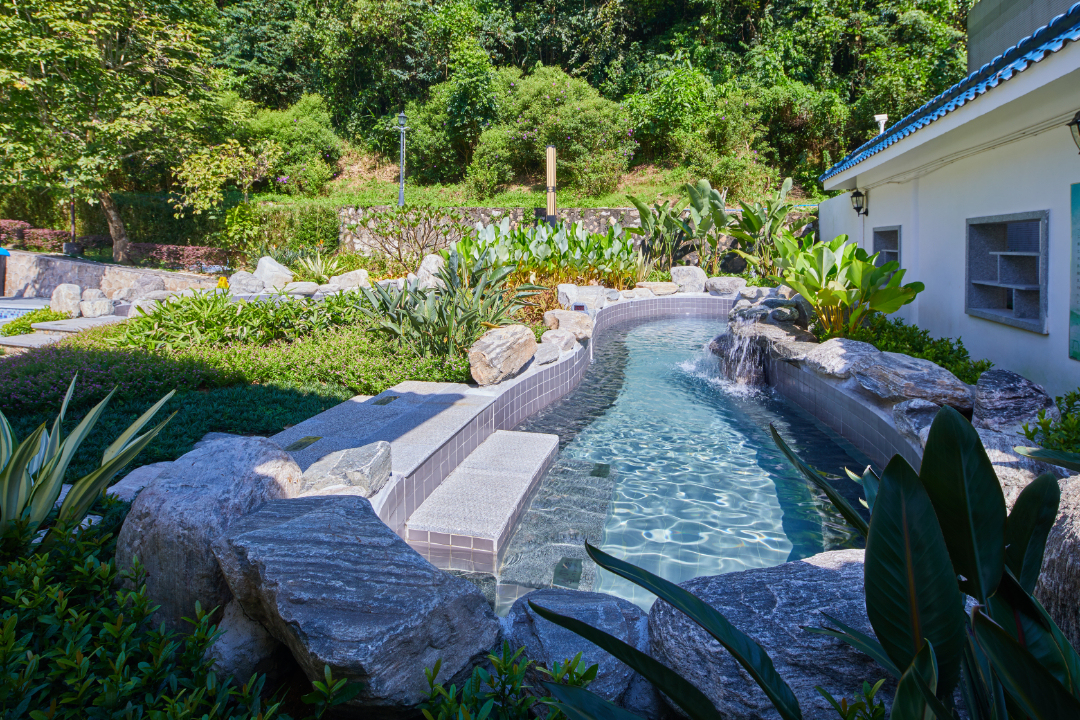 兰苑露天温泉 (2).jpg