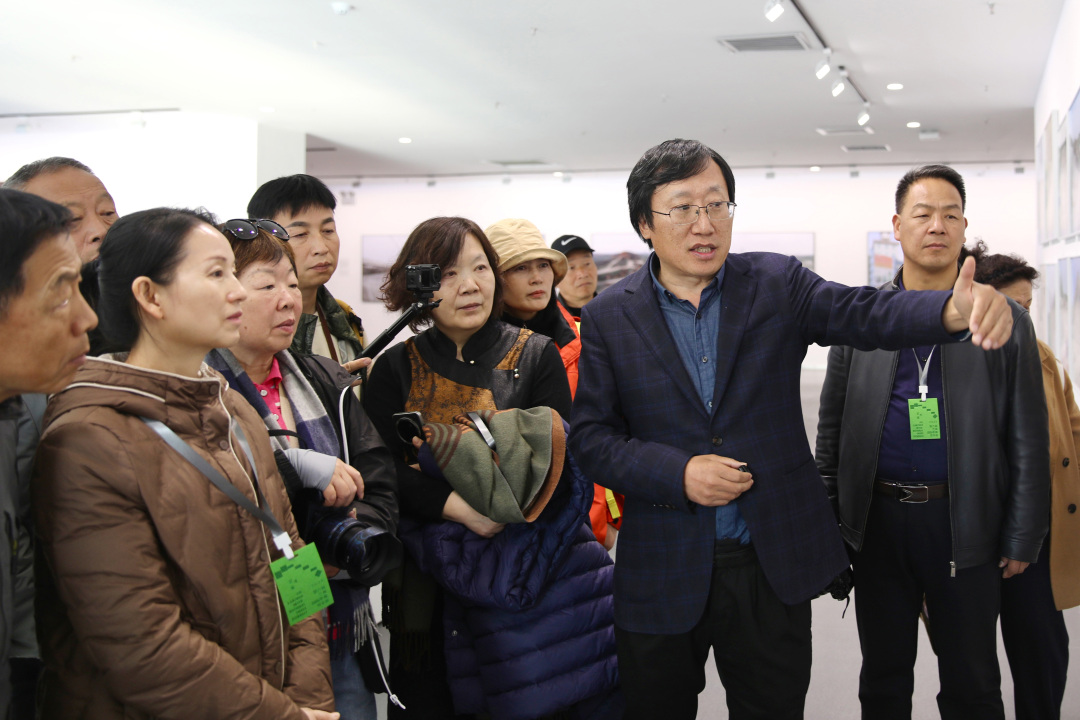 24c31ea198cf415439f64f5e44c938b9