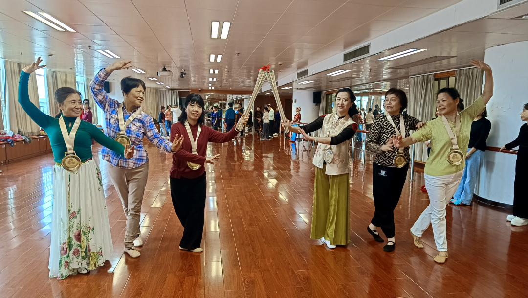 火炬传递.jpg 火炬传递.jpg