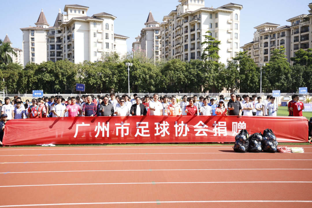 _17A4928-opq4121333836