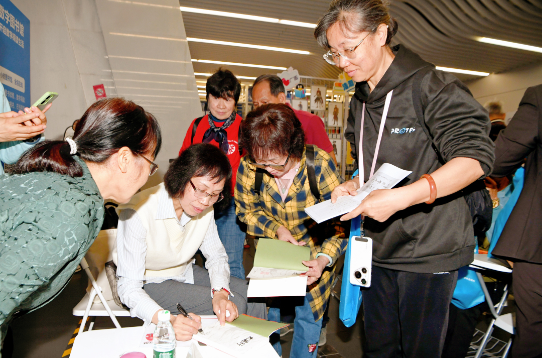 114bf7921034924bde97c363d45944f