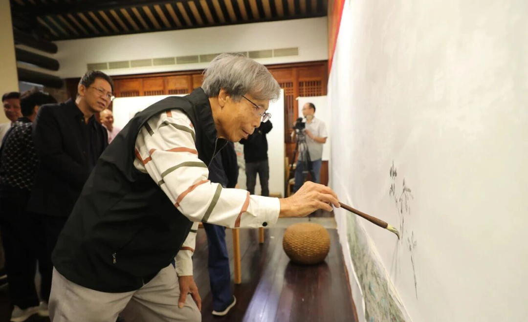 微信图片_2025-11-28_105958_242