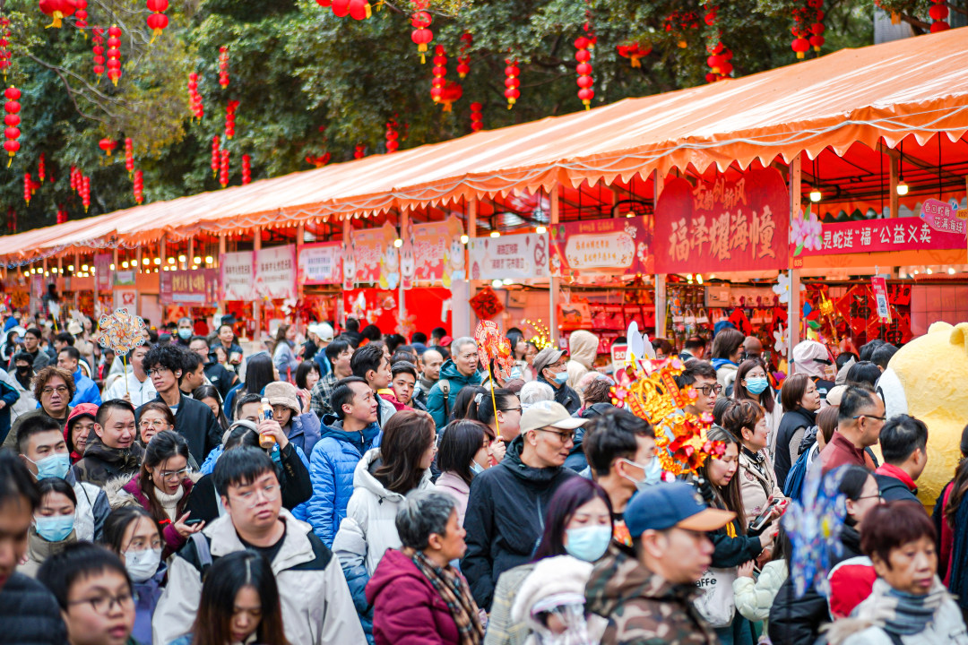 吴子良20250126海珠滨江花市年味浓 (27)