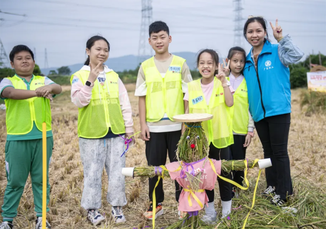 从化城乡少年儿童共同开展劳动实践教育。