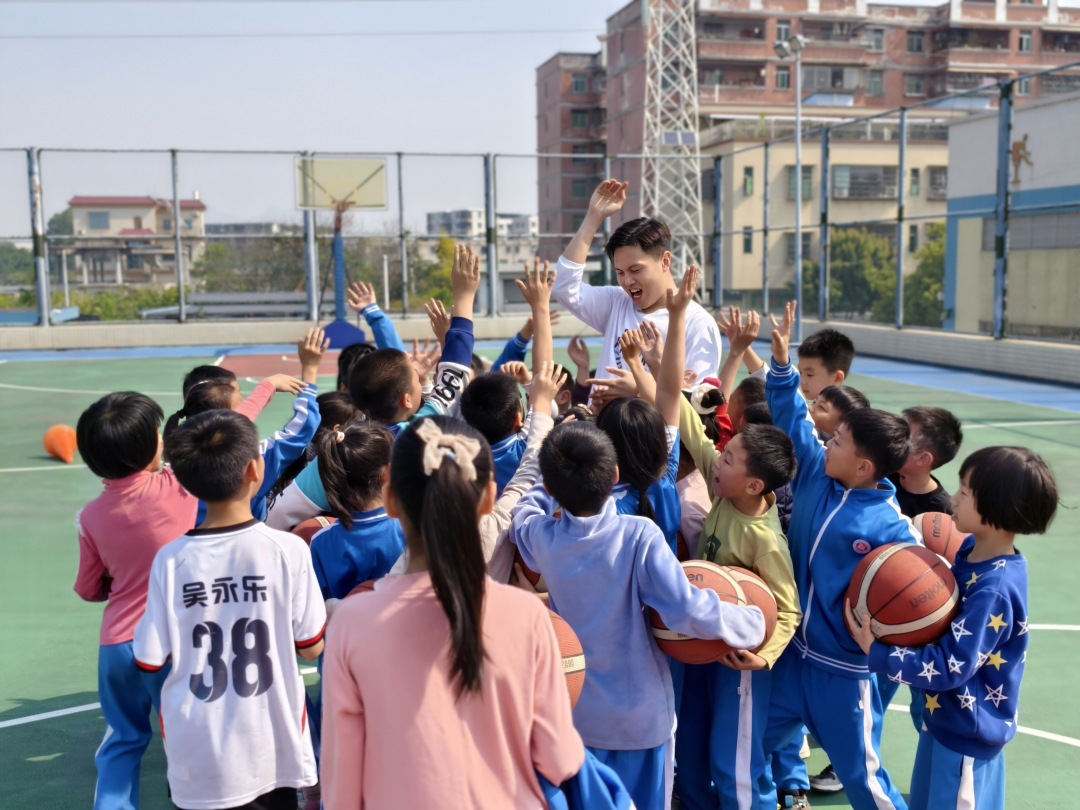 送教老师带来的篮球课程深受花都当地学生欢迎。