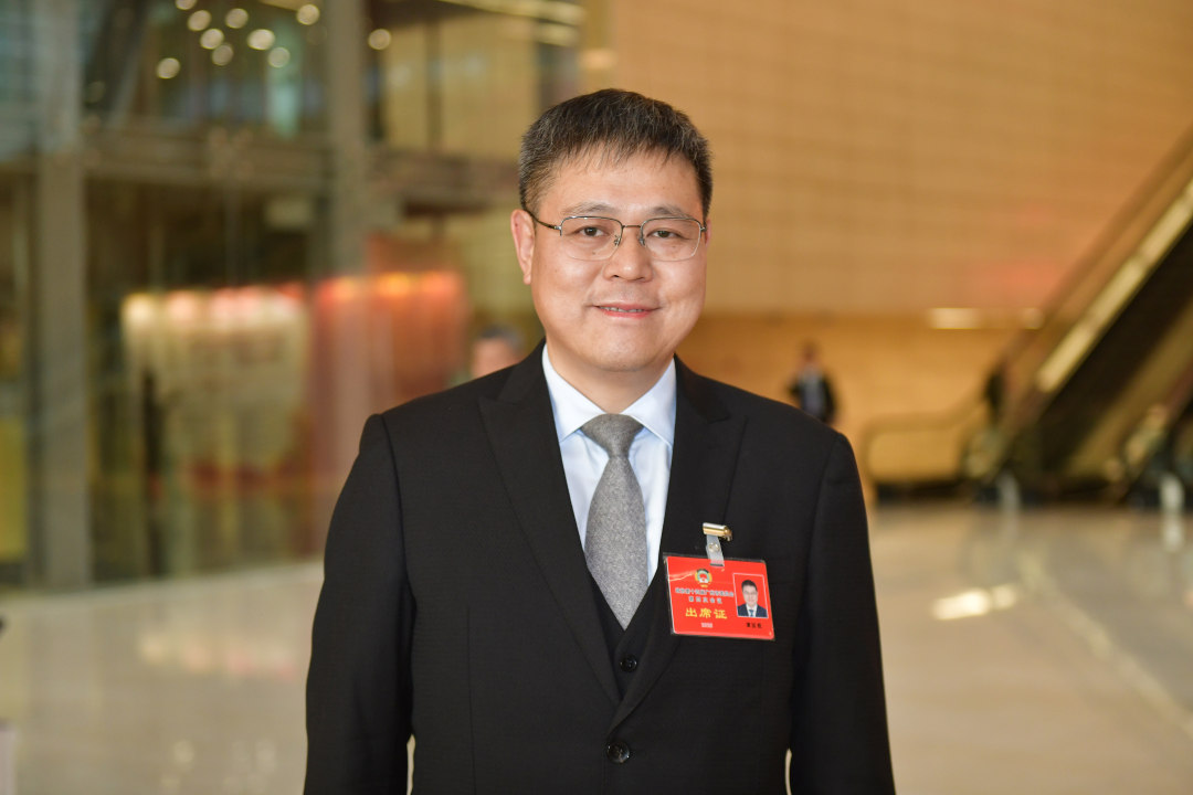 杨耀烨20250219市政协委员谭国戬 (1)