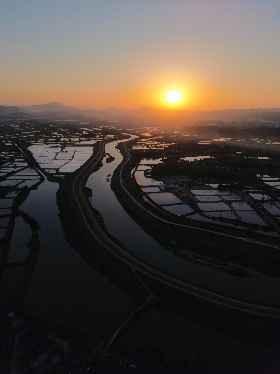 dji_fly_20241107_173420_864_1730972247113_photo-