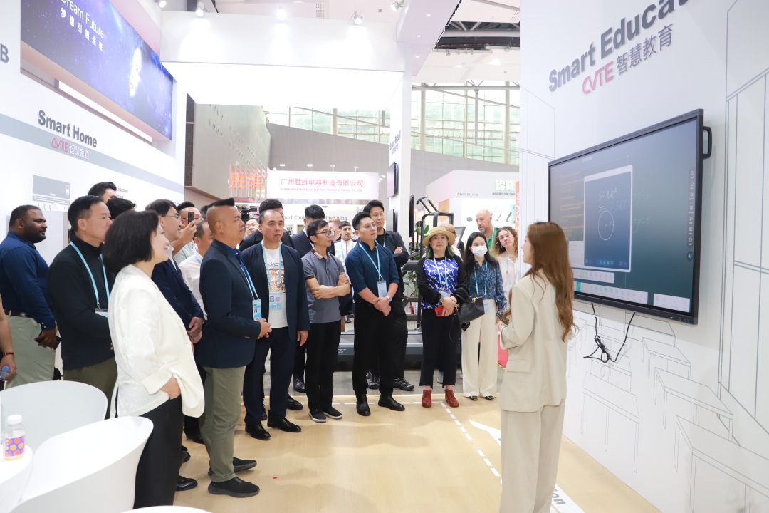 图片4,2025年4月17日下午,“侨助广州高质量发展行动——粤贸全球·琶洲数字经济专场”活动