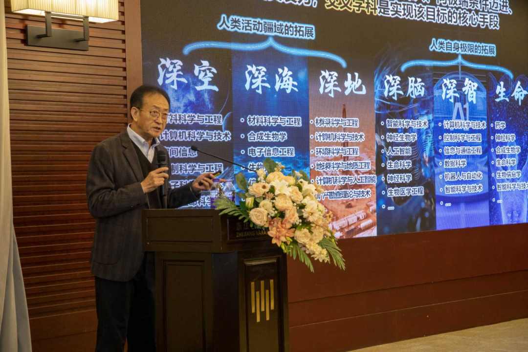 b5351efcb8fbaf1b8b856374851fdea5