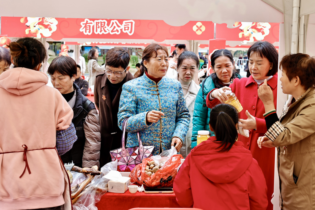 视频: https://vod.gzdaily.cn/a6b9e526vodtransbj1253841624/2ae0039a5145403716049246260/v.f28092