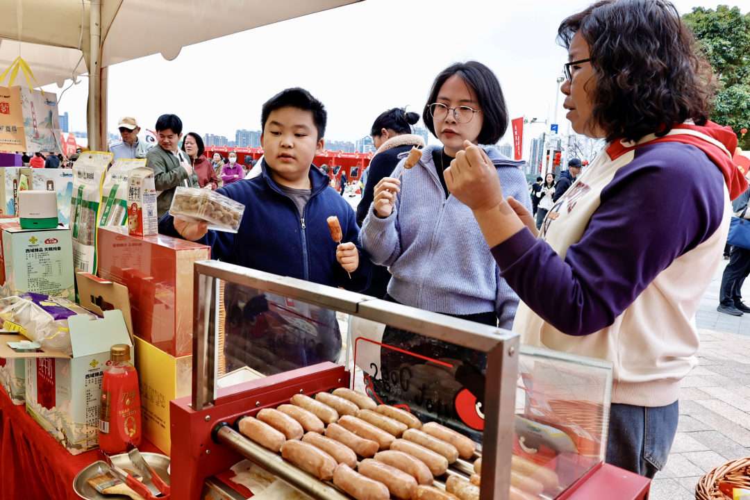 视频: https://vod.gzdaily.cn/a6b9e526vodtransbj1253841624/2ae0039a5145403716049246260/v.f28092