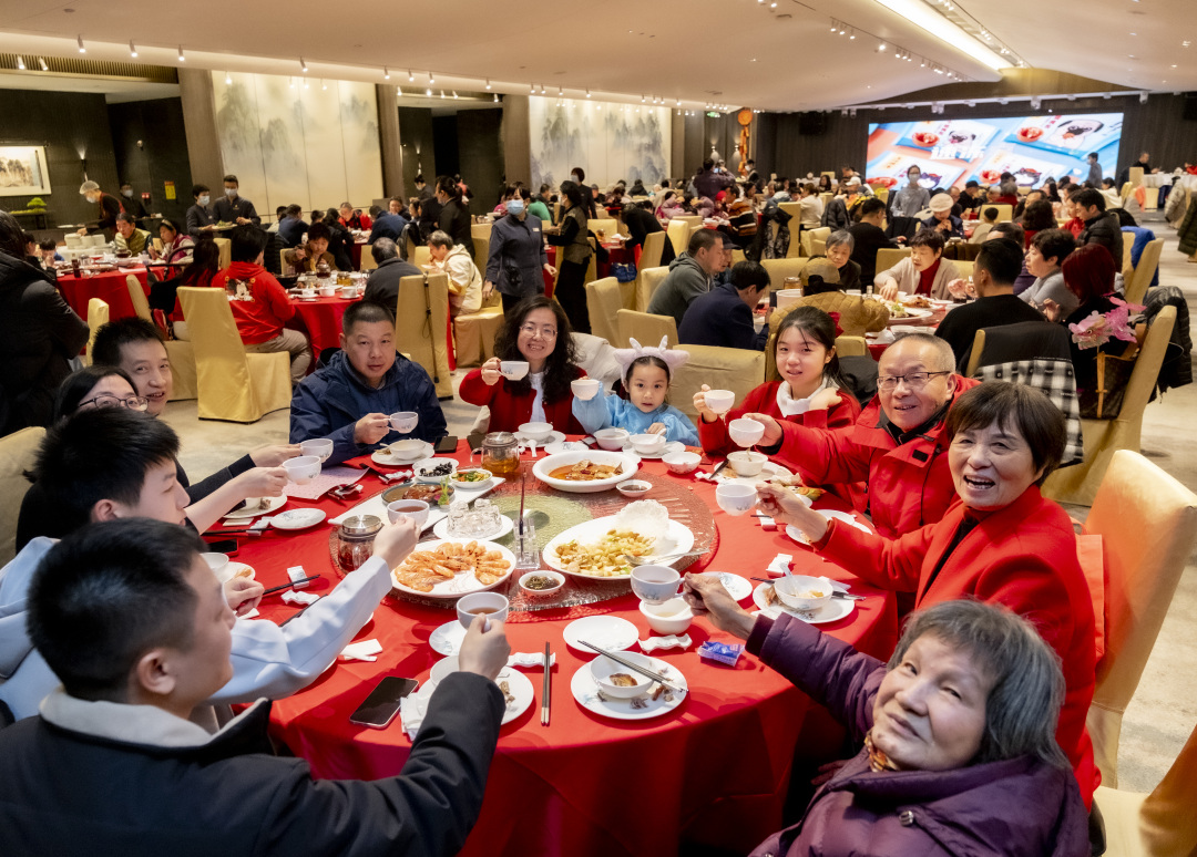 庄小龙20240209年夜饭 (2)