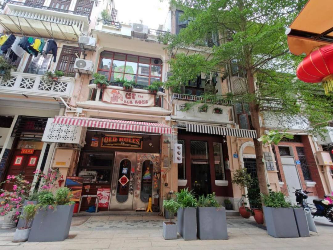 沿街商铺推行“香料绿植计划”