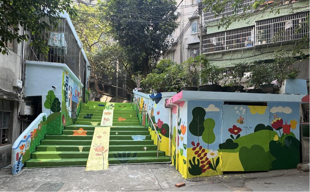 彩绘让社区焕然一新