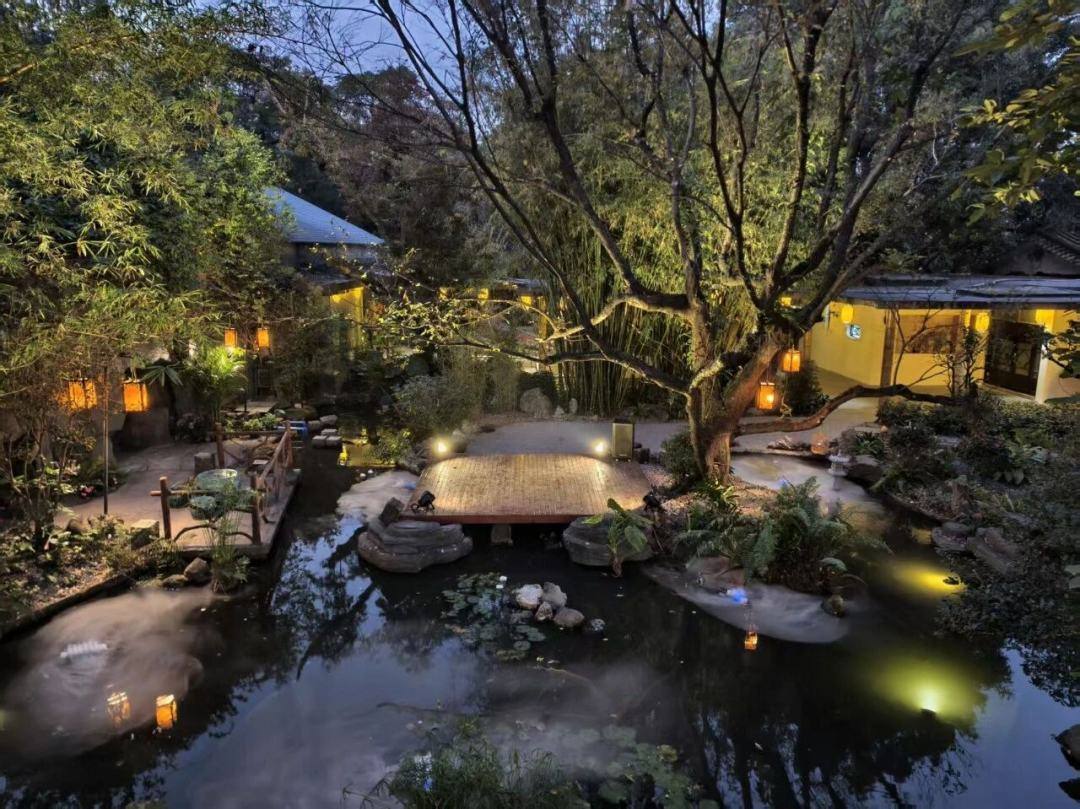 通讯员:人民公园管理中心